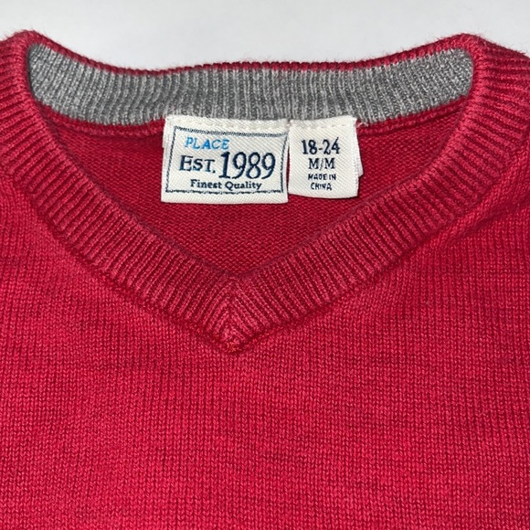 Red long sleeve v neck sweater 18-24 months - Picture 3 of 3